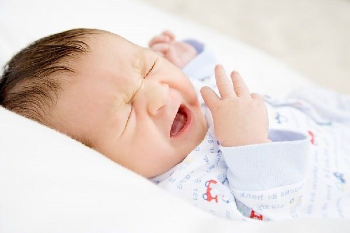 Phải làm thế nào để chữa cảm cúm cho trẻ sơ sinh 1 tháng tuổi? 1
